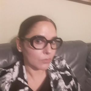 Meet your Posher, Patricia